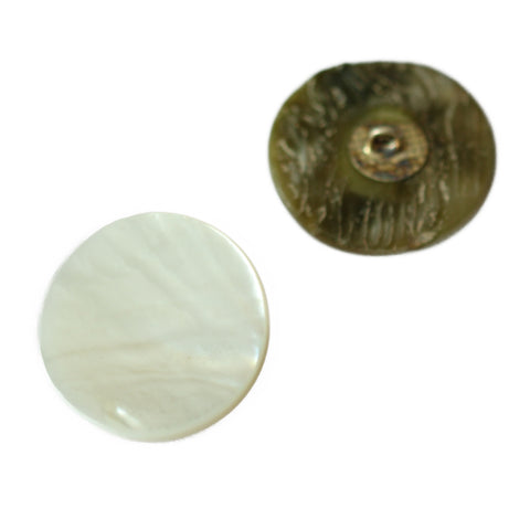 Trocas Perlmutt Knopf creme Öse pl-gr-203-815-1