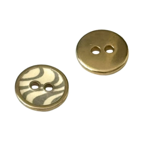 Retro Metallknopf MK-36 in Gold mit creme-grauem Muster als 2-Loch-Knopf in 11 mm und 15 mm