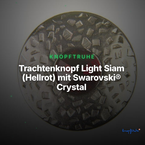Trachtenknopf Light Siam (Hellrot) mit Swarovski® Crystal ST-17S Silber – Clean Showcase
